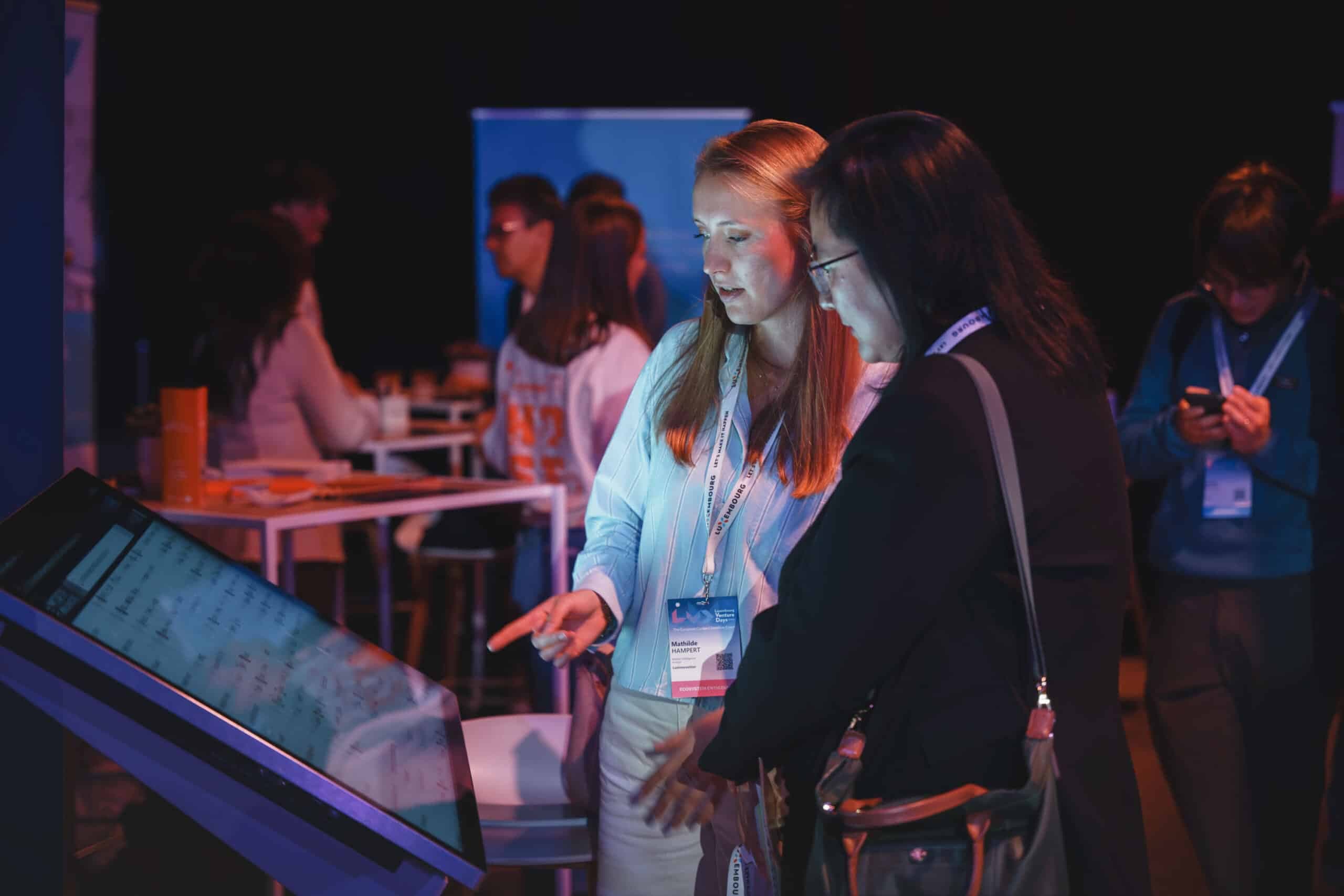 Event photographer Luxembourg: tech conference interactive digital display