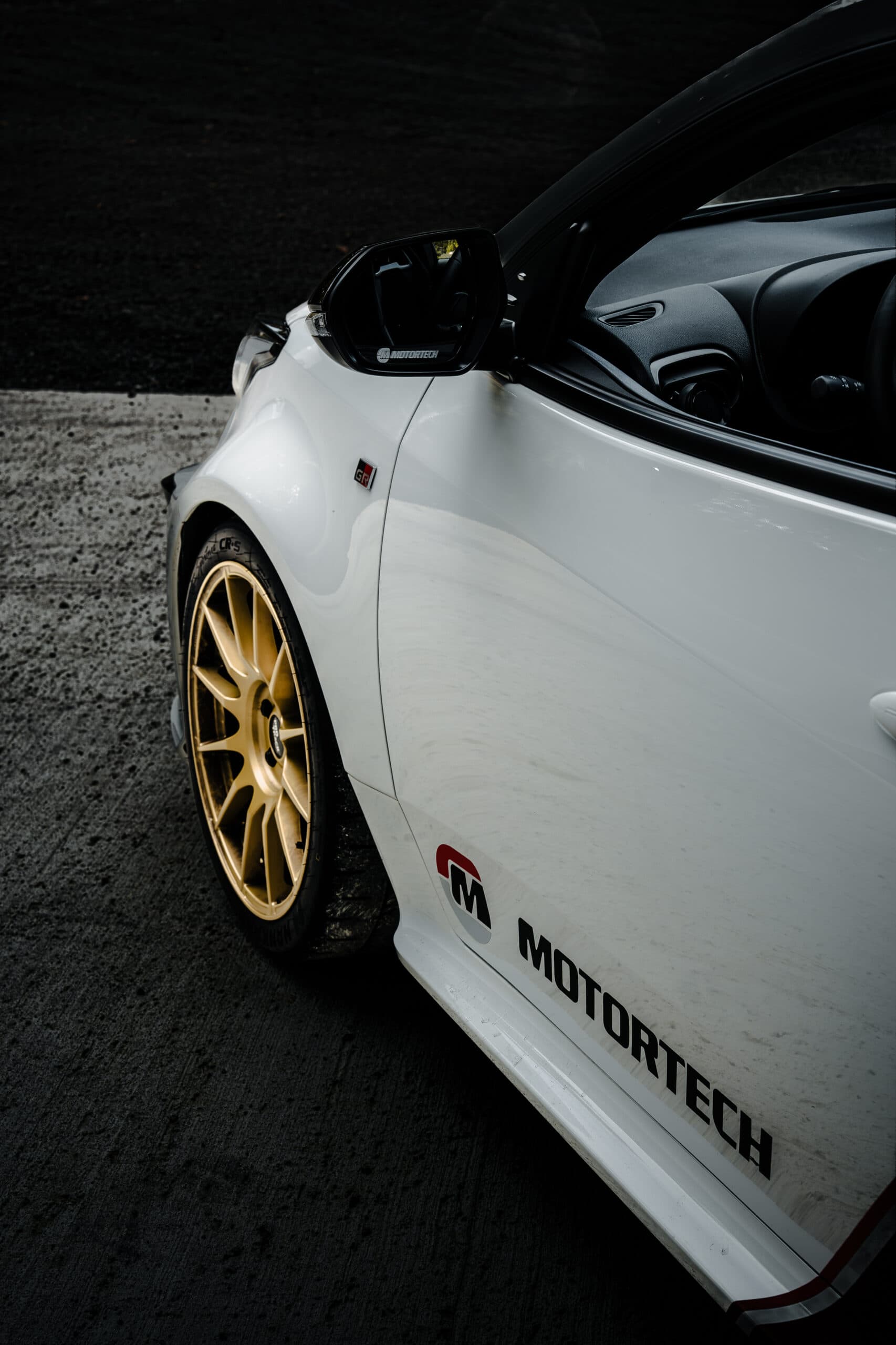 Car showcase photography